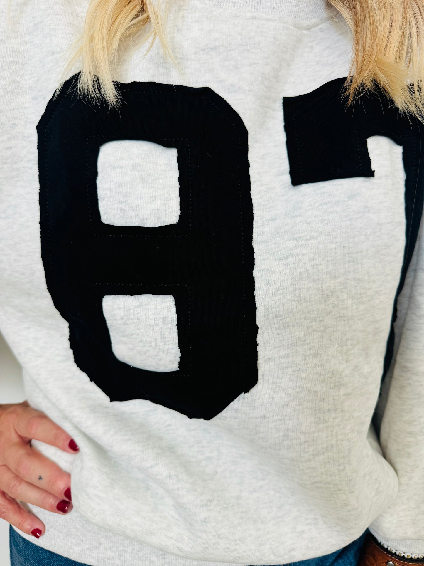 87 Sweatshirt