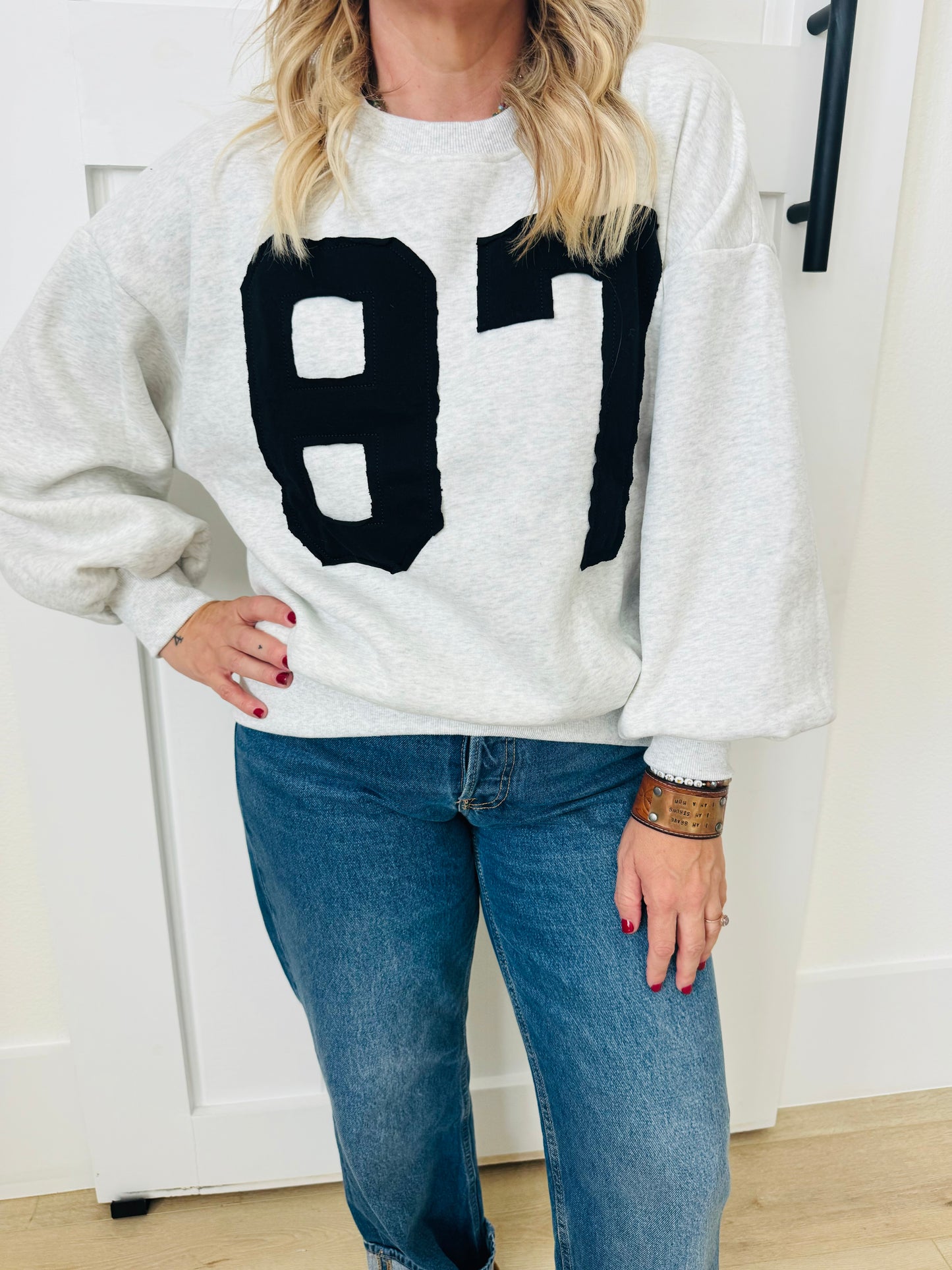 87 Sweatshirt