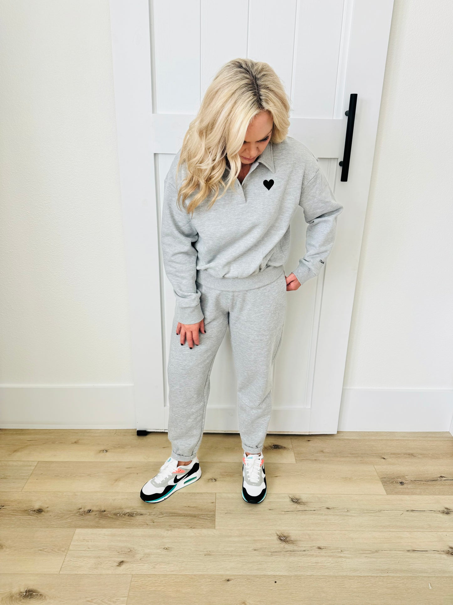 The Heart Polo Sweatshirt- Heather grey