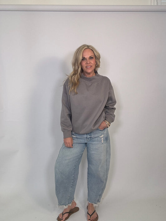 The Mock Neck Fleece