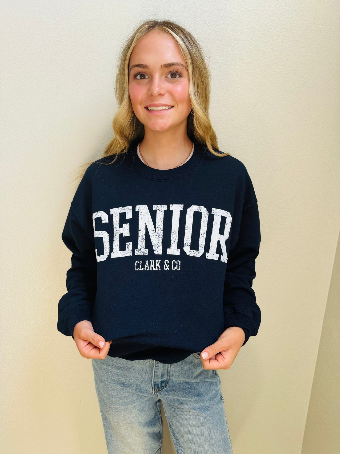 SENIOR crewneck sweatshirt
